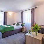 Frühstückspension Nova Fala 3*