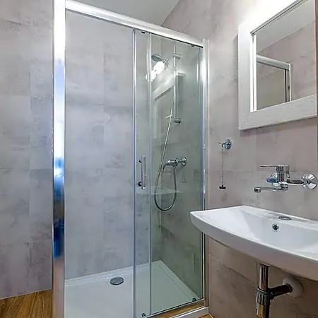 Bed & Breakfast Nova Fala 3*